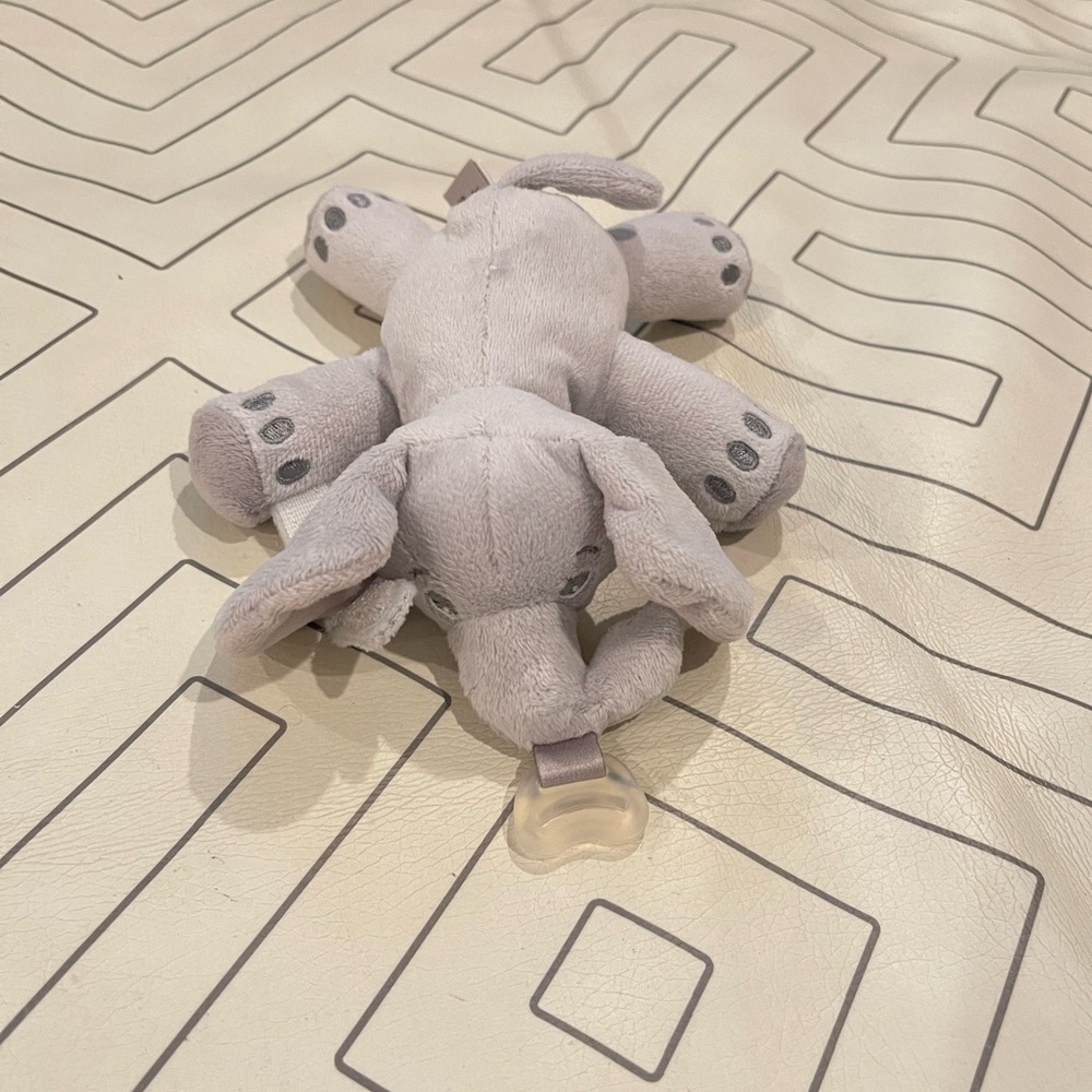 Avent Elephant Pacifier Attachment